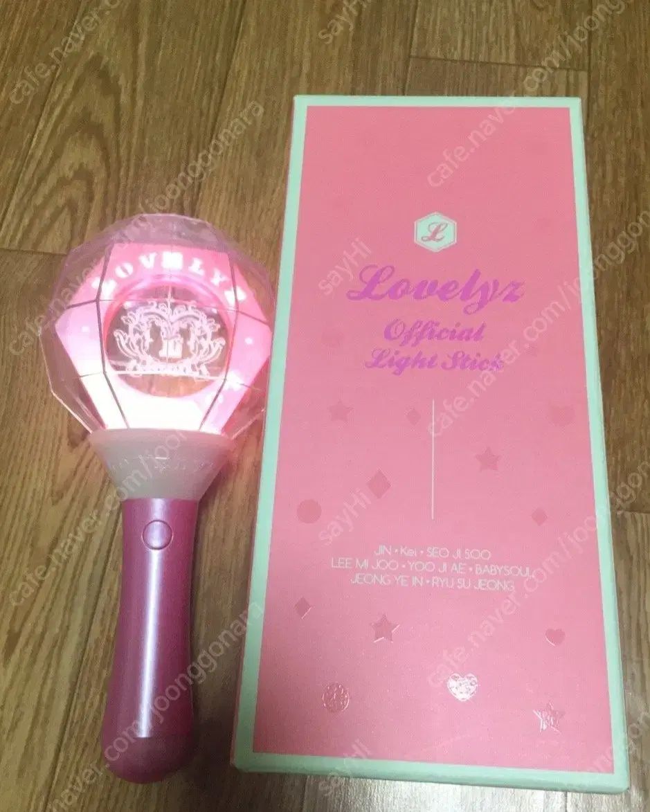 動作品 あぶない 難あり ◇ LOVELYZ ラブリーズ 公式ペンライト
