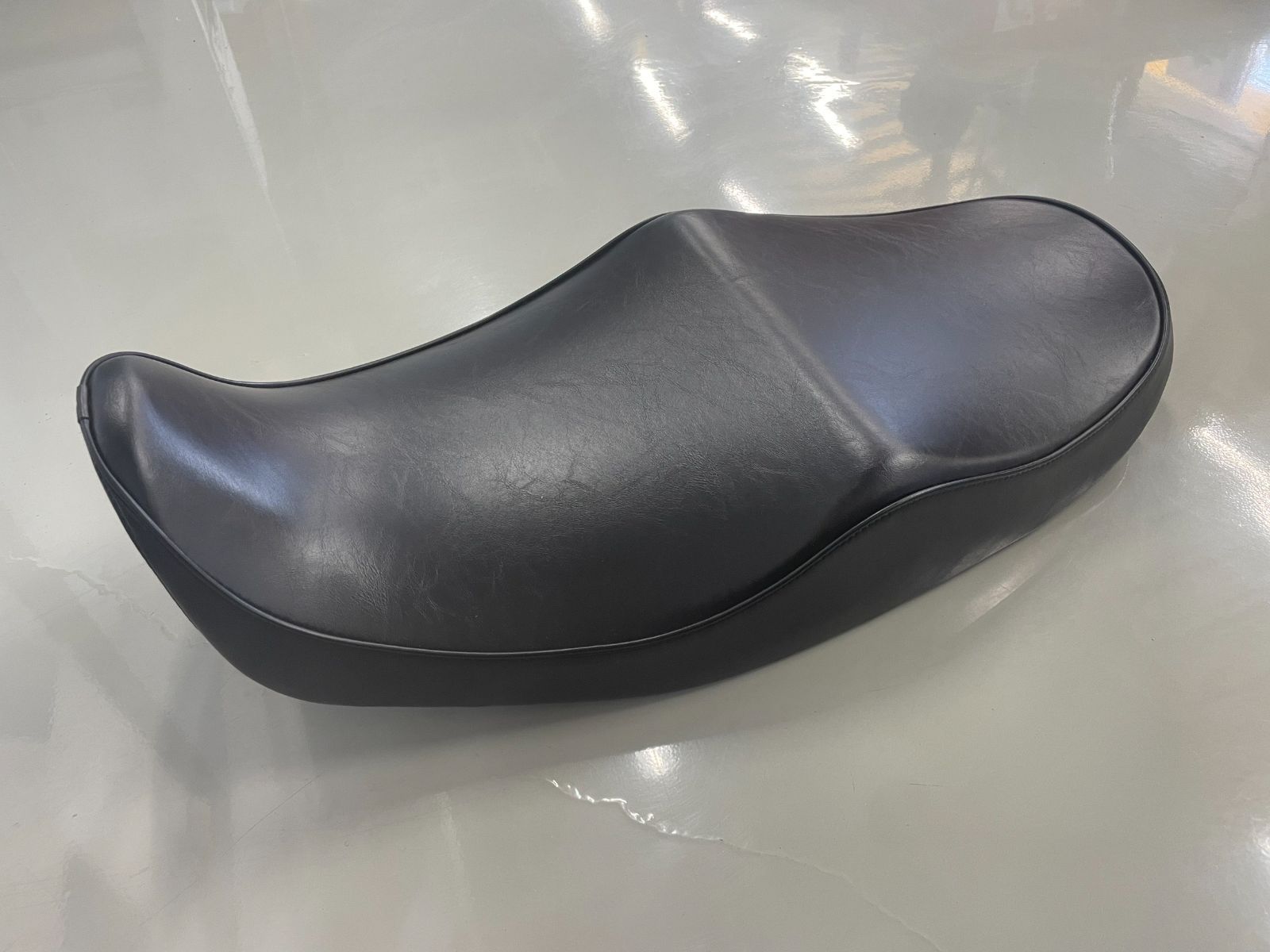 Z900RS 2018 純正シート アンコ抜きゲルザブ入り 美品 Z900RS 2018