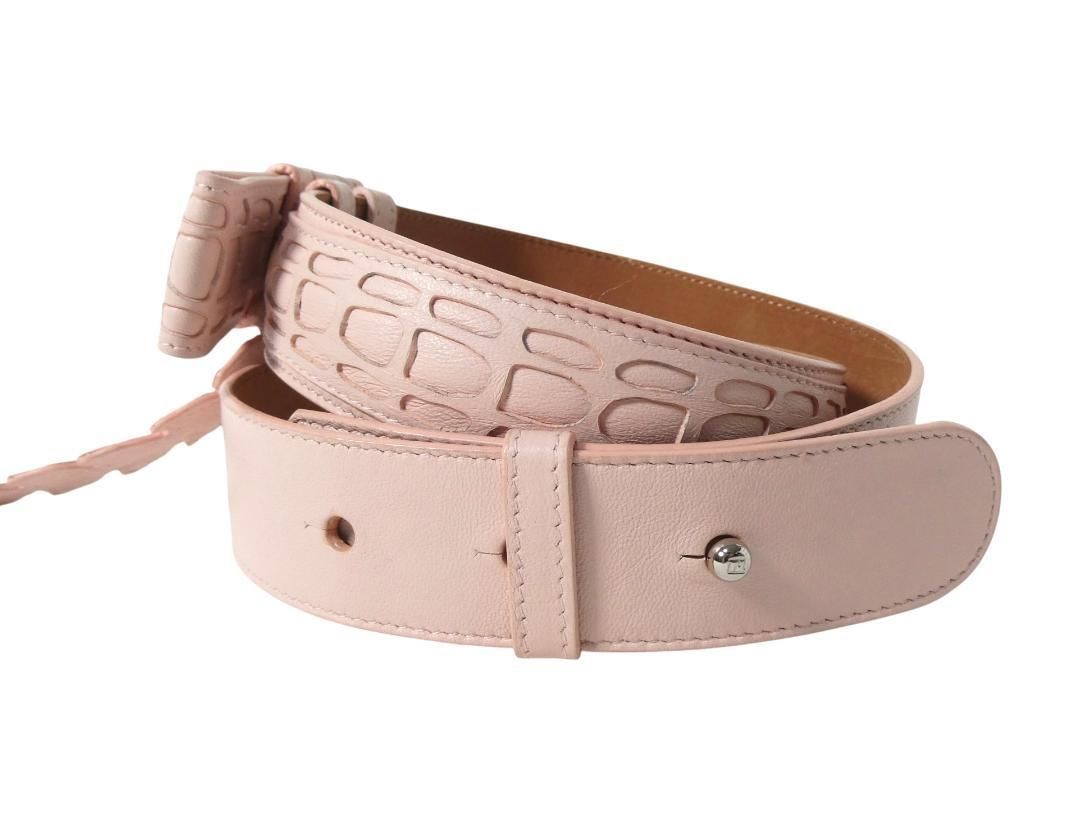 極美品 FENDI フェンディ サイズ40 レザー 型押し リボン リーフ