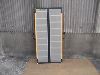 送料無料 一部地域を除く 車いす用スロープ ケアスロ−プCS-150 TS-25-0922-08