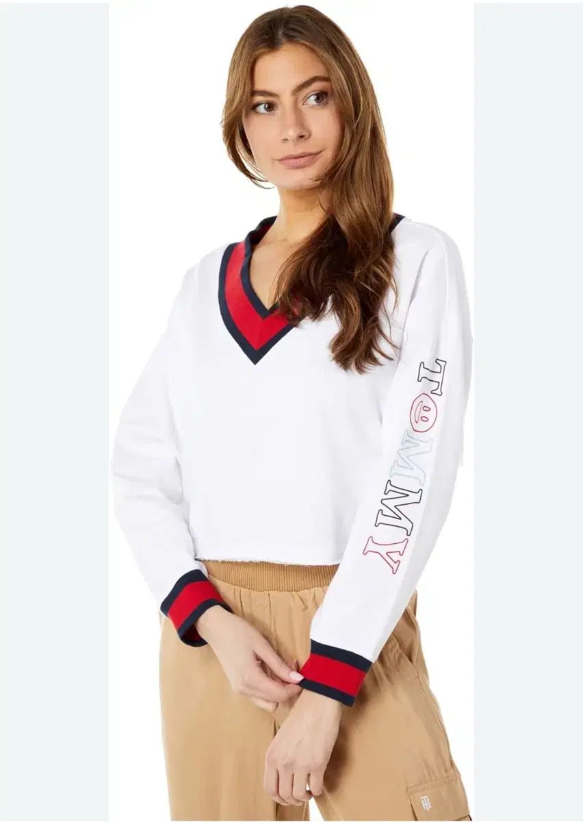 Tommy Hilfiger トミーヒルフィガー クロップド トレーナー