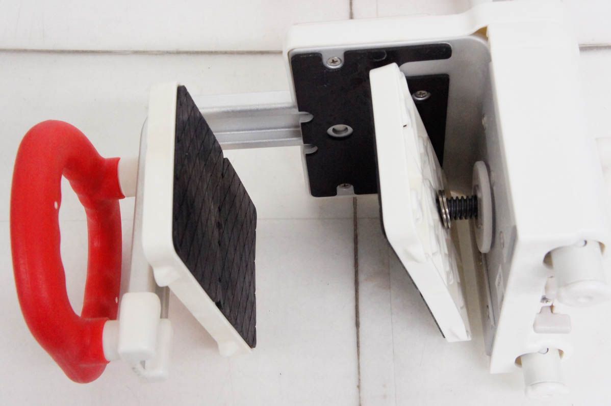 アロン化成 高さ調節浴槽手すり