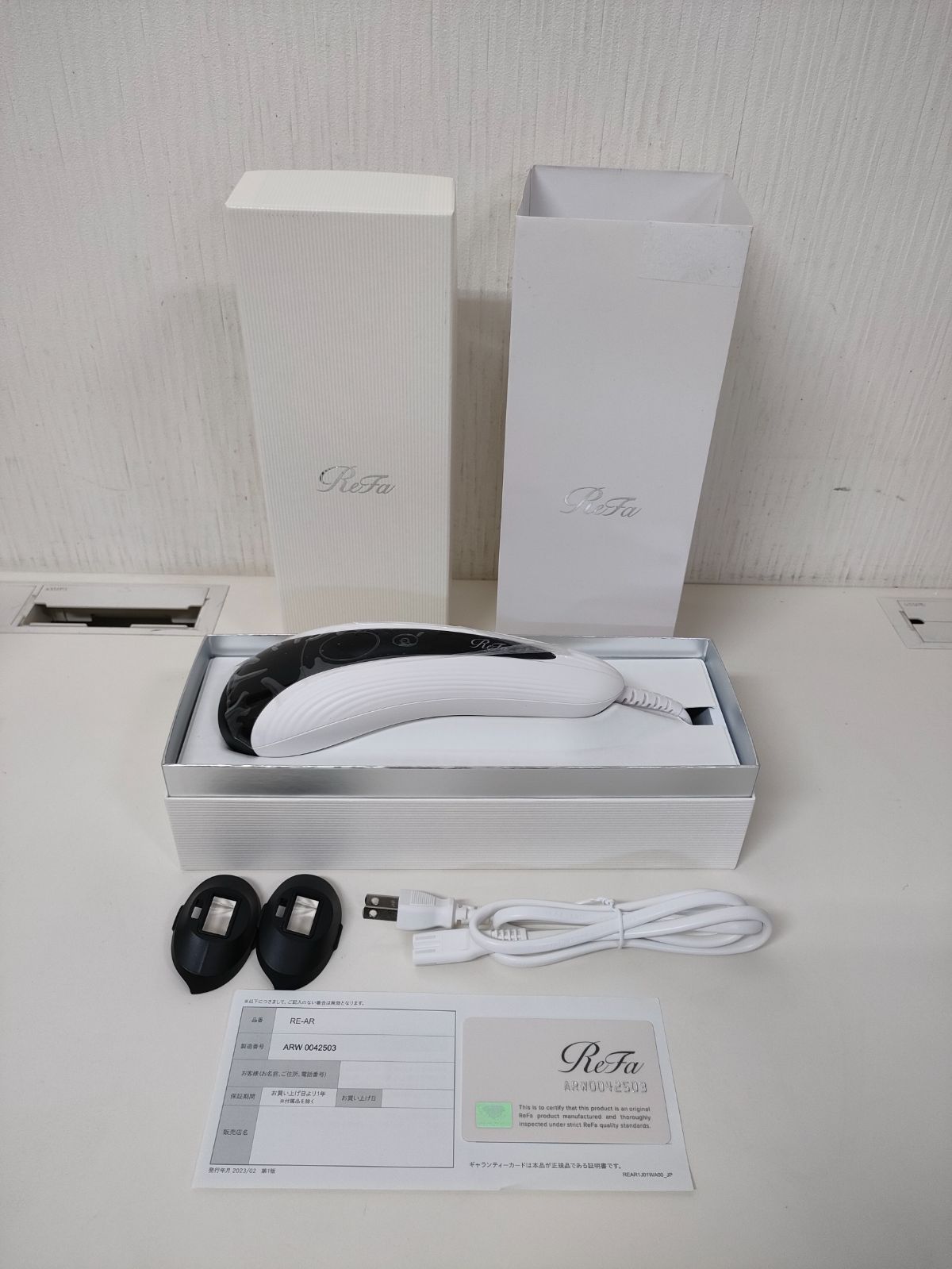 極美品★ReFa 脱毛器 EPI GO 型番／RE-AR-02A RE-AR-02A EPI GO 光美容器 ReFa（リファ） [フラッシュ式 /AC100V