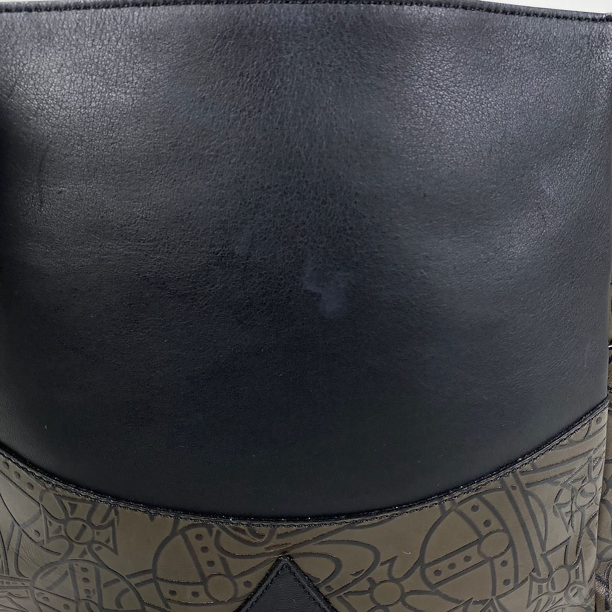 ヴィヴィアンウエストウッド Vivienne Westwood アーサー リュック 