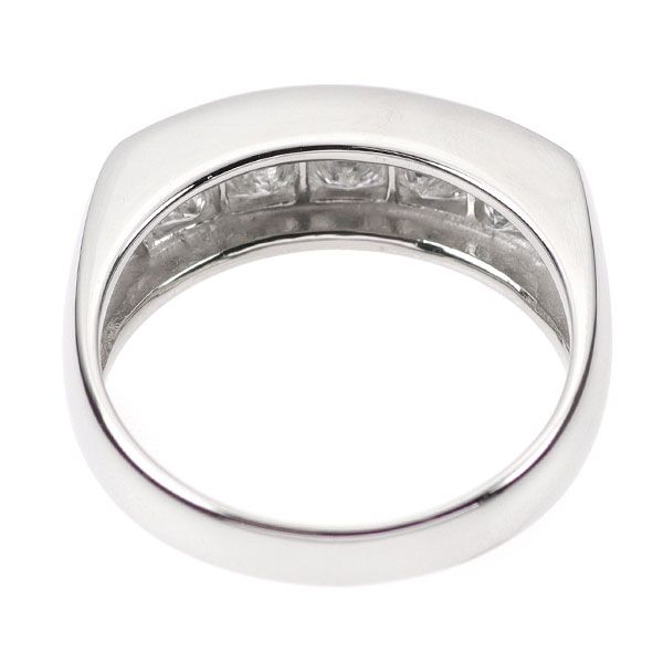 Pt900 プリンセスカット ダイヤモンド リング 1.57ct 一文字