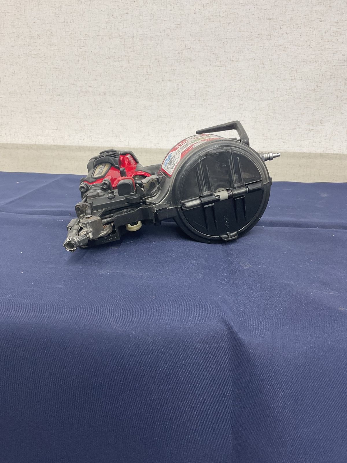 makita 高圧エア釘打ち機