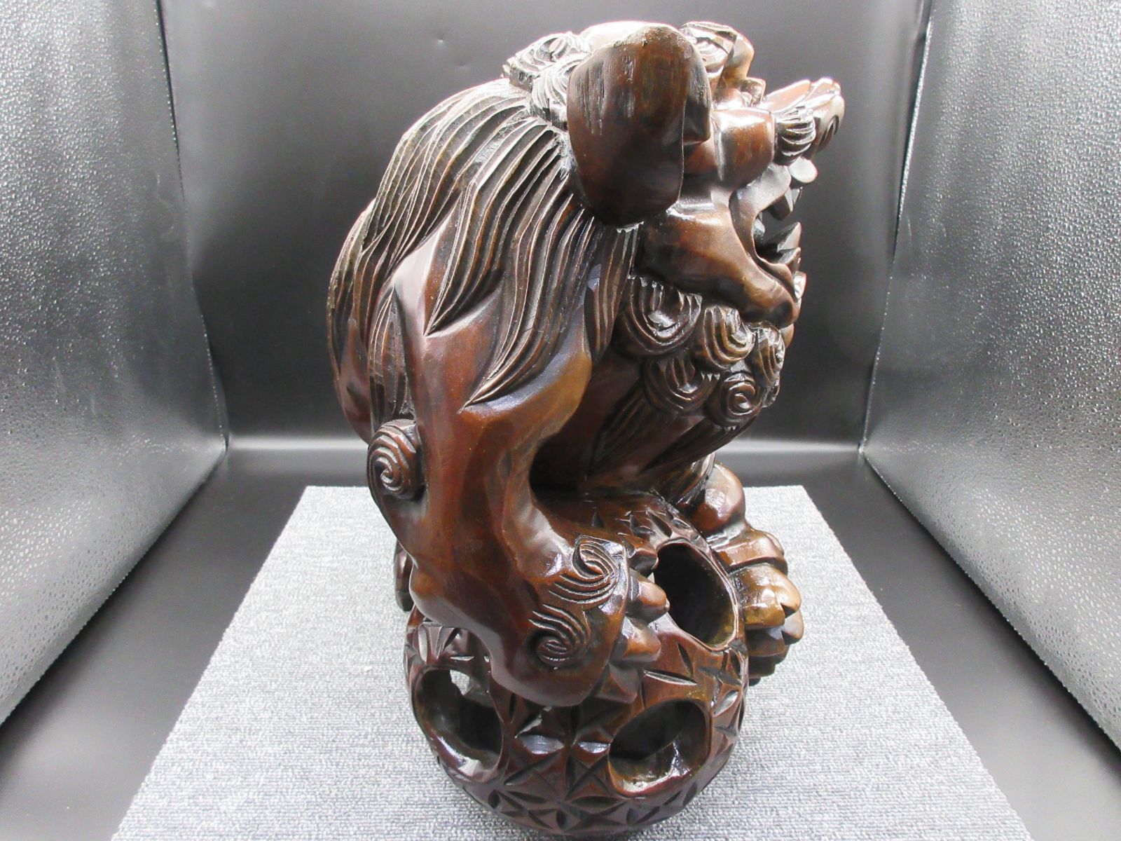 木彫 玉乗り 駒 獅子 狛犬 シーサー (特大) 開運 縁起物 置物