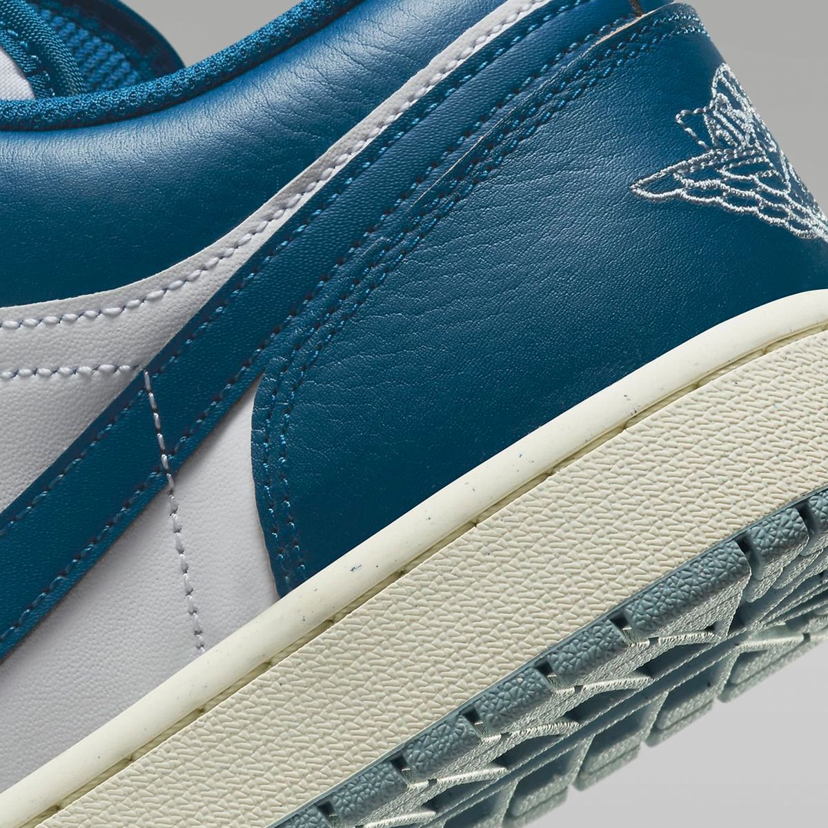 ナイキ] エア ジョーダン 1 ロー SE [AIR JORDAN 1 LOW SE] ホワイト 