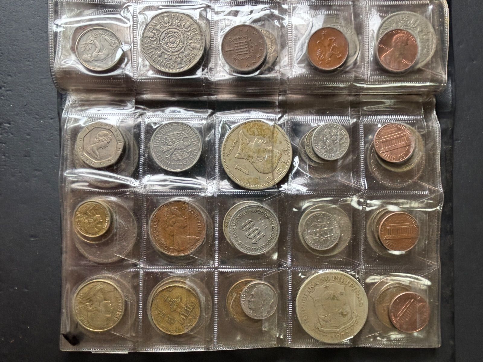 新旧海外コインコレクションアルバム付き250枚 Ｎｏ．7 コイン・コレクションアルバム本体など |