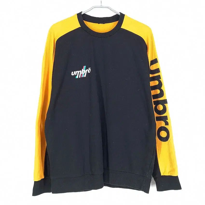 【雷市場（ポンジャン）商品韓国直送】 umbro(アンブロ) メンズ アムロゴ バイカラー パーカー 黒 105 （ HU35946 ）