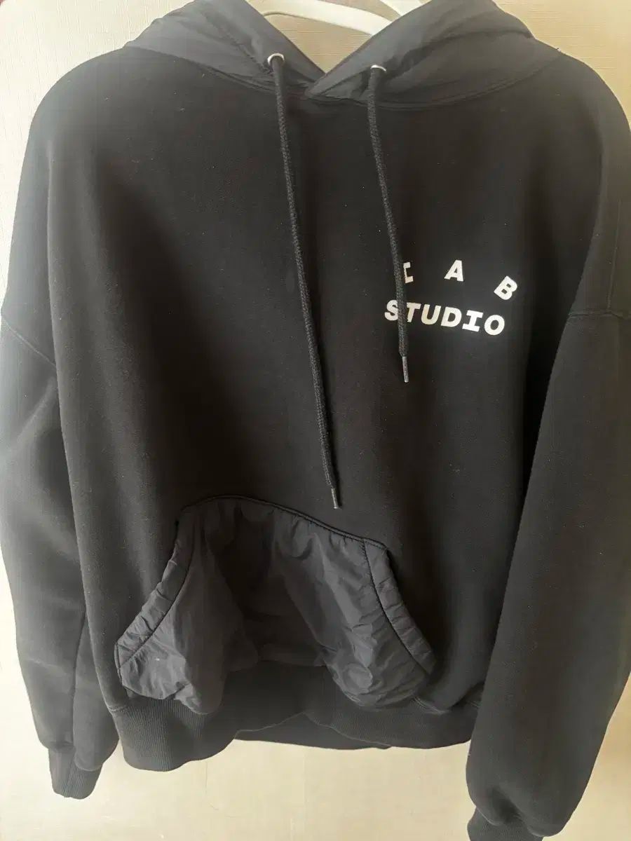 IAB Studio アイエプスタジオ ウーブン フーディー ブラック M