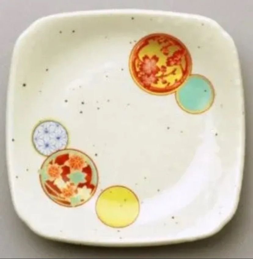 時限SALE》美濃焼 懐石赤絵角小皿 5柄組 ○2711353U - メルカリ