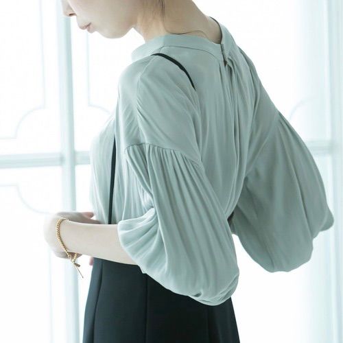 NOBLE メモリーライトサテン ミドルスリーブギャザーブラウス【☆美品