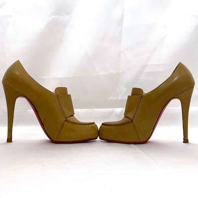 クリスチャン ルブタン ブーティ キャメルブラウン 美品 24.0cm - メルカリ 