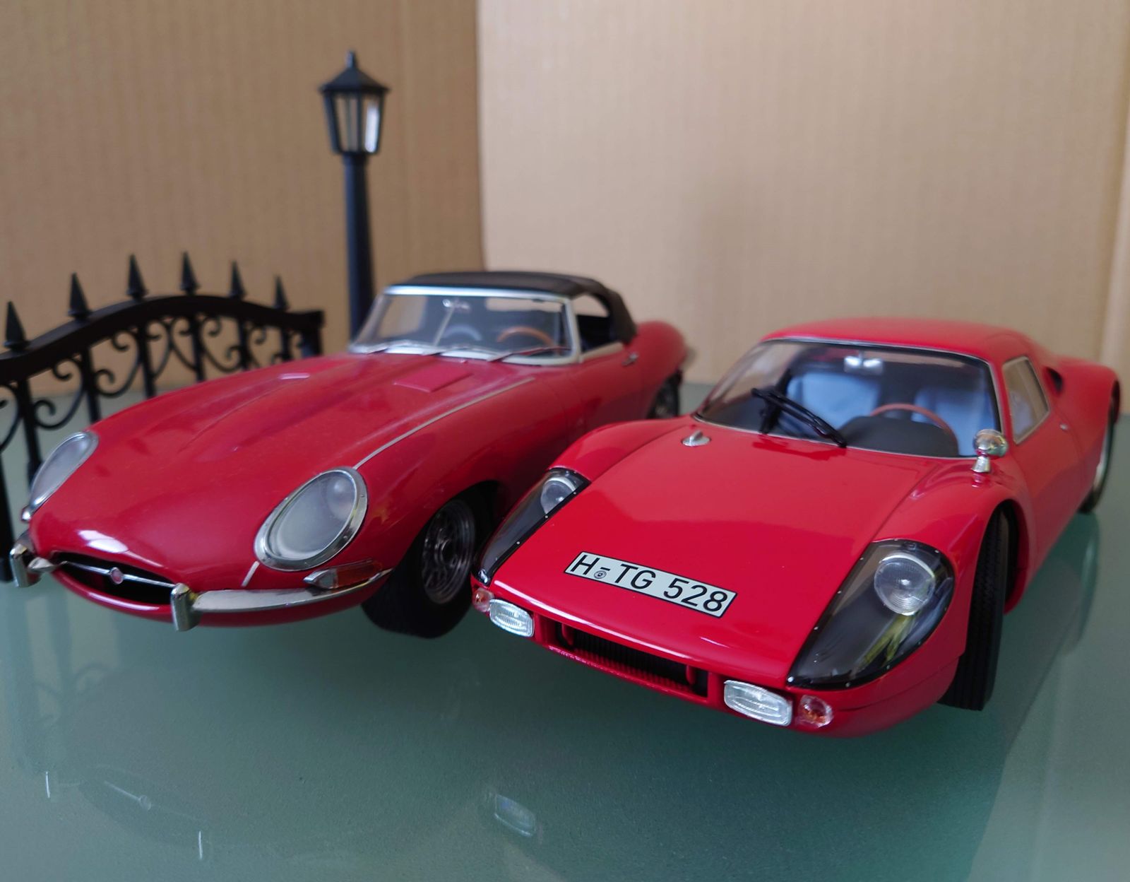 旧車グッズ1/18 ポルシェ 904 GTS 1964 レッド Porsche ノレブ製