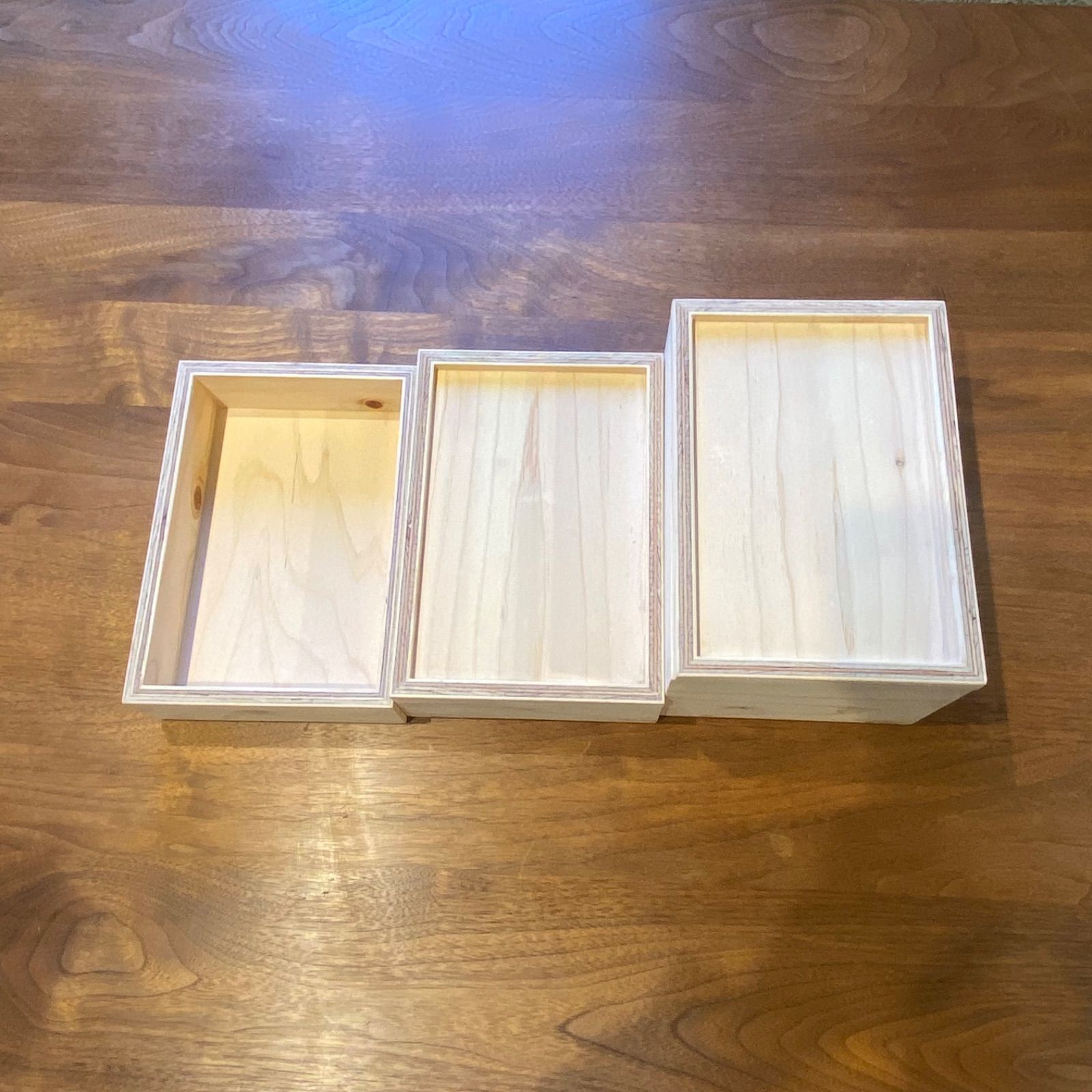 スタッキング小箱 小 箱×3 フタ×2個セット 積み重ね 重ねられる 木箱 木製品 ハガキ 小物収納 お茶パック 魅せる収納 ディスプレイ 小さめ シェルフ 木工品 合板