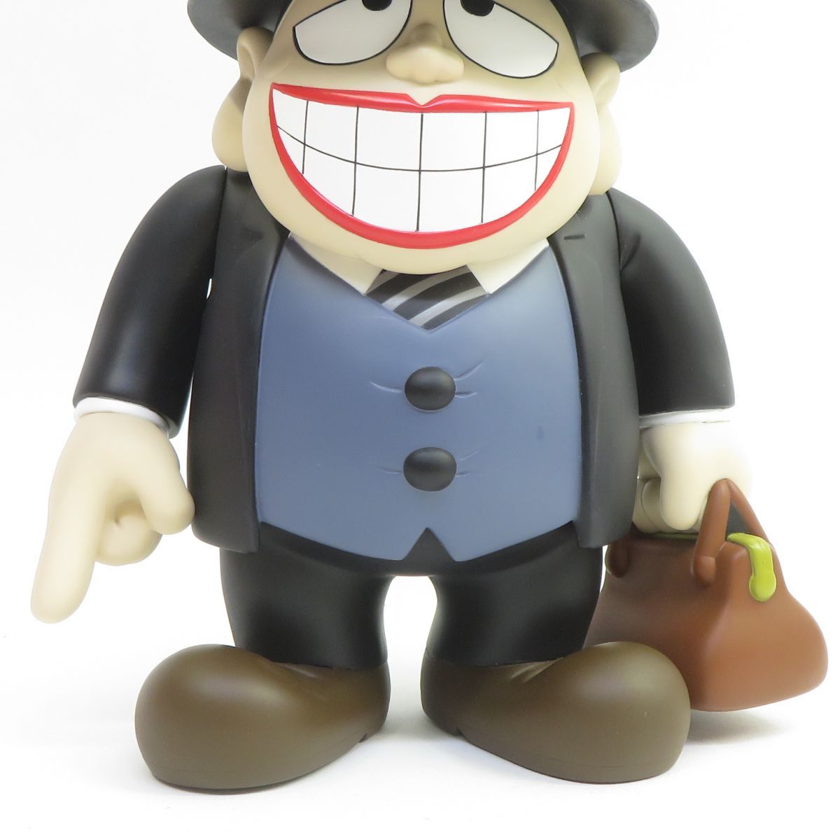 メディコムトイ 笑ゥせぇるすまん 喪黒福造 フィギュア ※中古 - メルカリ