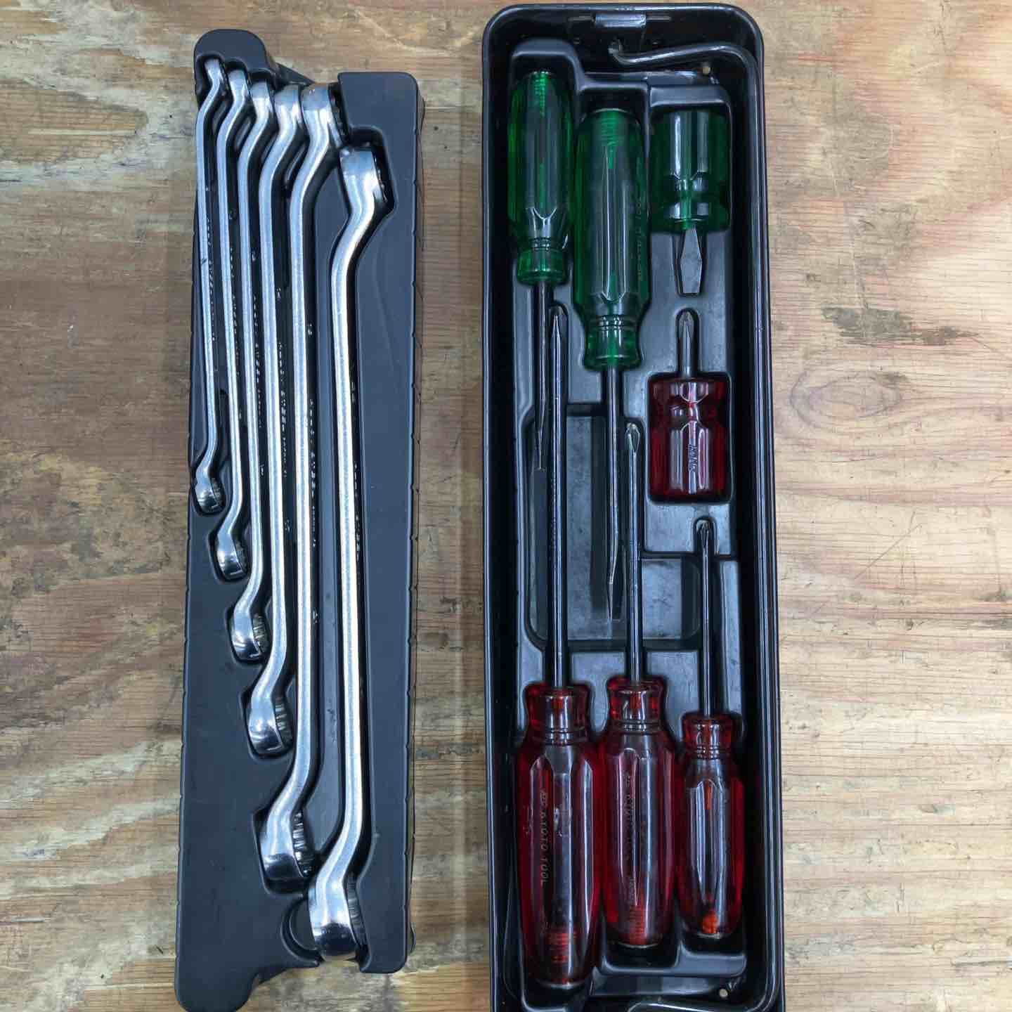 中古品】KTC 工具箱 工具セット ツールセット 両開き メタルケース【柏 