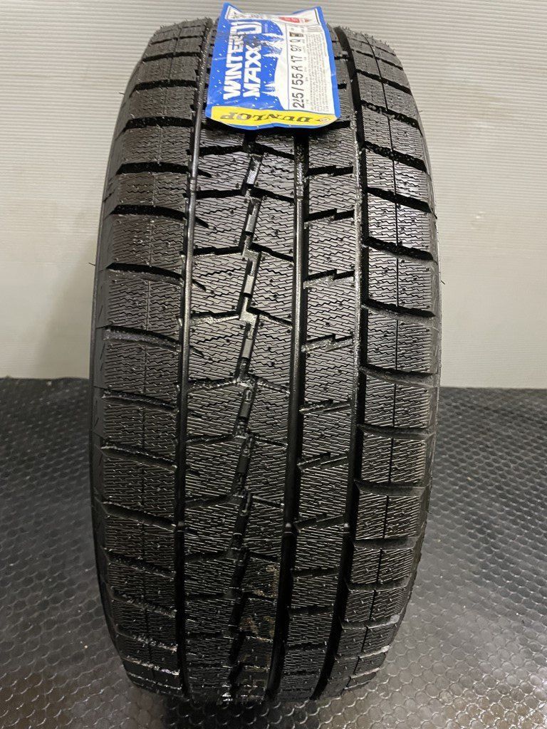 新品 DUNLOP WINTER MAXX WM01 225/55R17 17インチ スタッドレス 1本 2019年製 アテンザワゴン スバルXV等　(VTY468) クレジットカード QRコード決済可能 新品 DUNLOP WINTER MAXX WM01 225/55R17 17インチ スタッドレス 1本