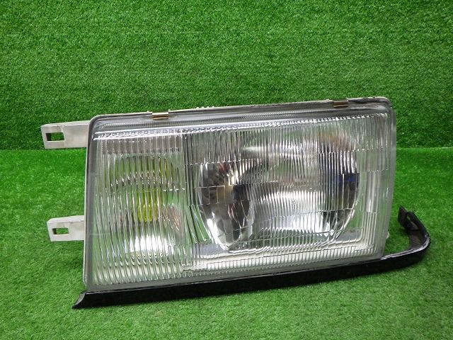 日産　Y31　QJY31　セドリック　左ヘッドライト　ハロゲン　1462　241015019