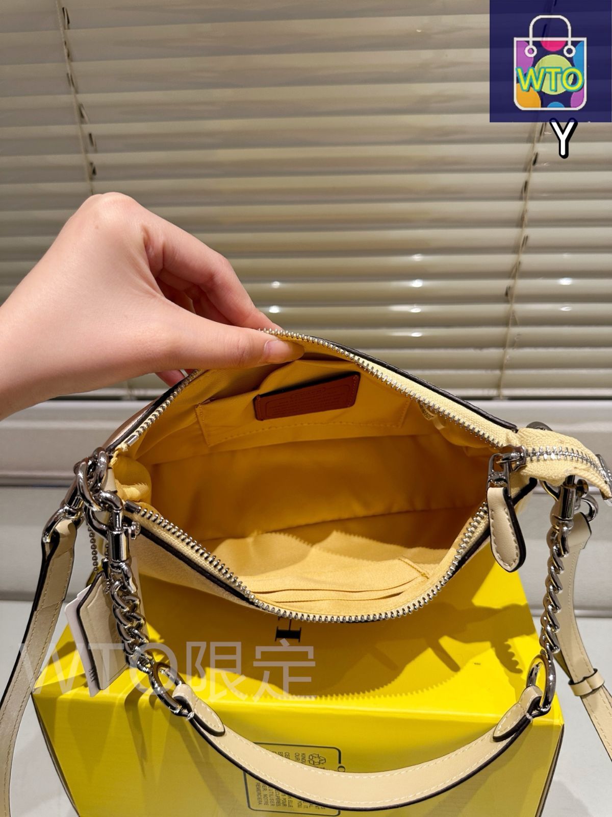 今日特価】COACH Teri ショルダーバッグ（アンダーアーム