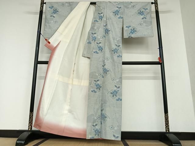 平和屋着物○本場大島紬 白大島 一元絣 総絣 草花文 正絹 逸品