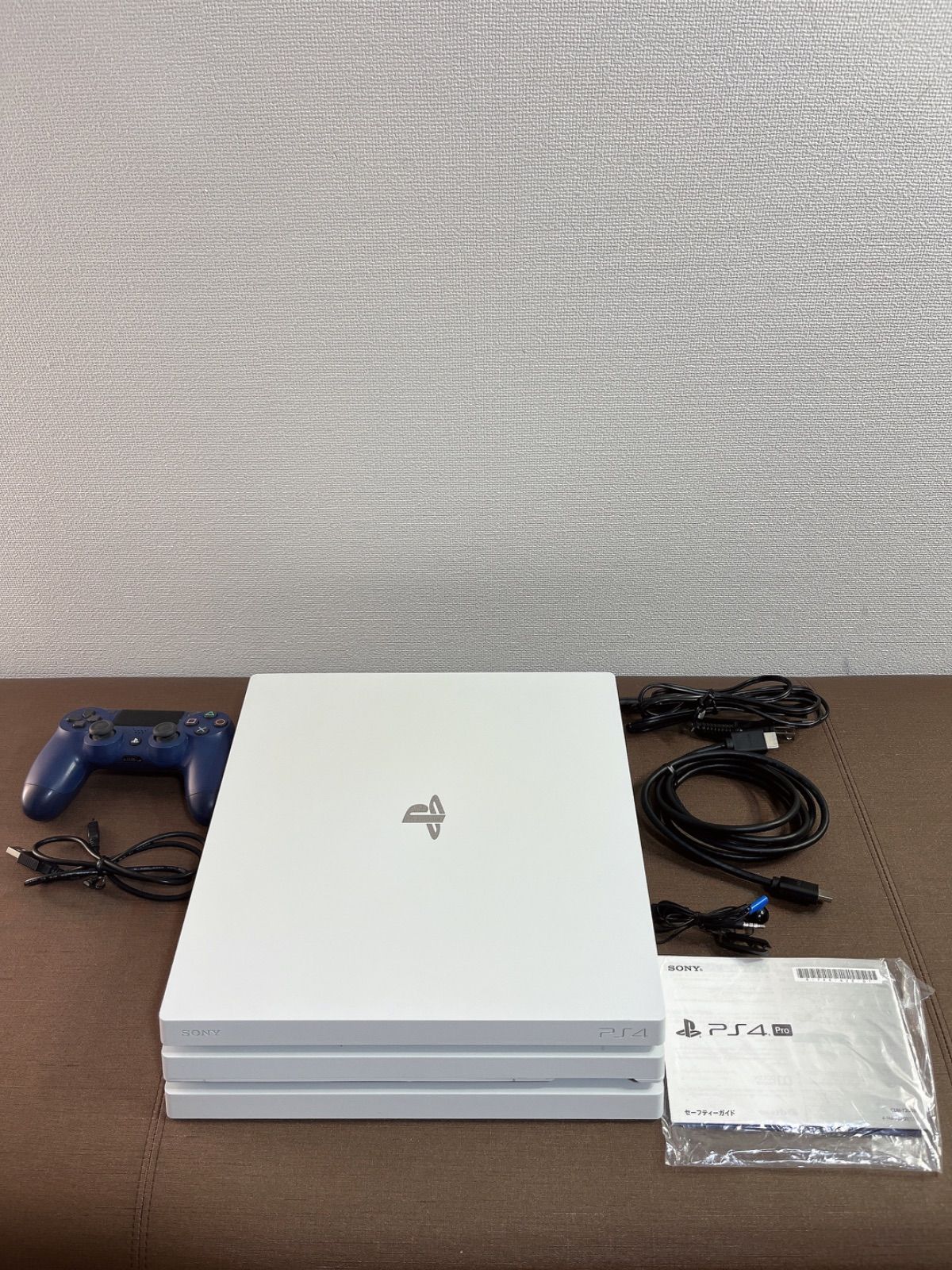 良品 SONY PS4 Pro プレイステーション4 プロ CUH-7200