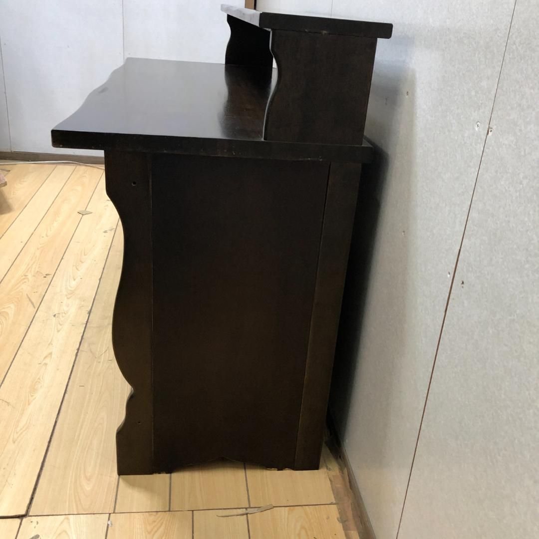 がっしりした木部デザイン karimoku RUSTIC（カリモク ル