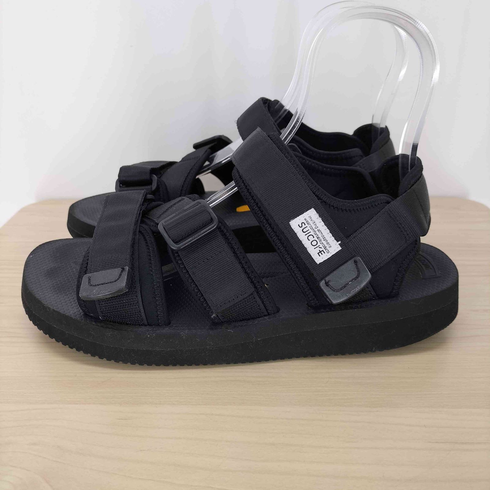 【美品】〈SUICOKE〉スイコック ベルトサンダル 黒 27cm SUICOKE〉スイコック ベルトサンダル 黒 27cm