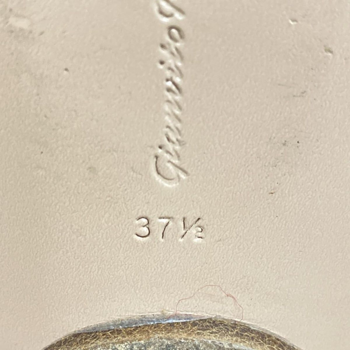 Rossi ジャンヴィト