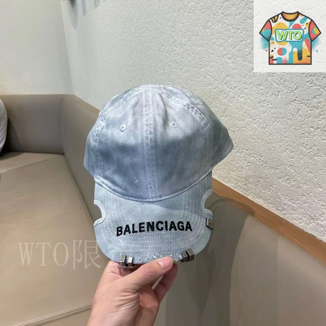 今日特価】Balenciagaベースボールキャップ - メルカリ
