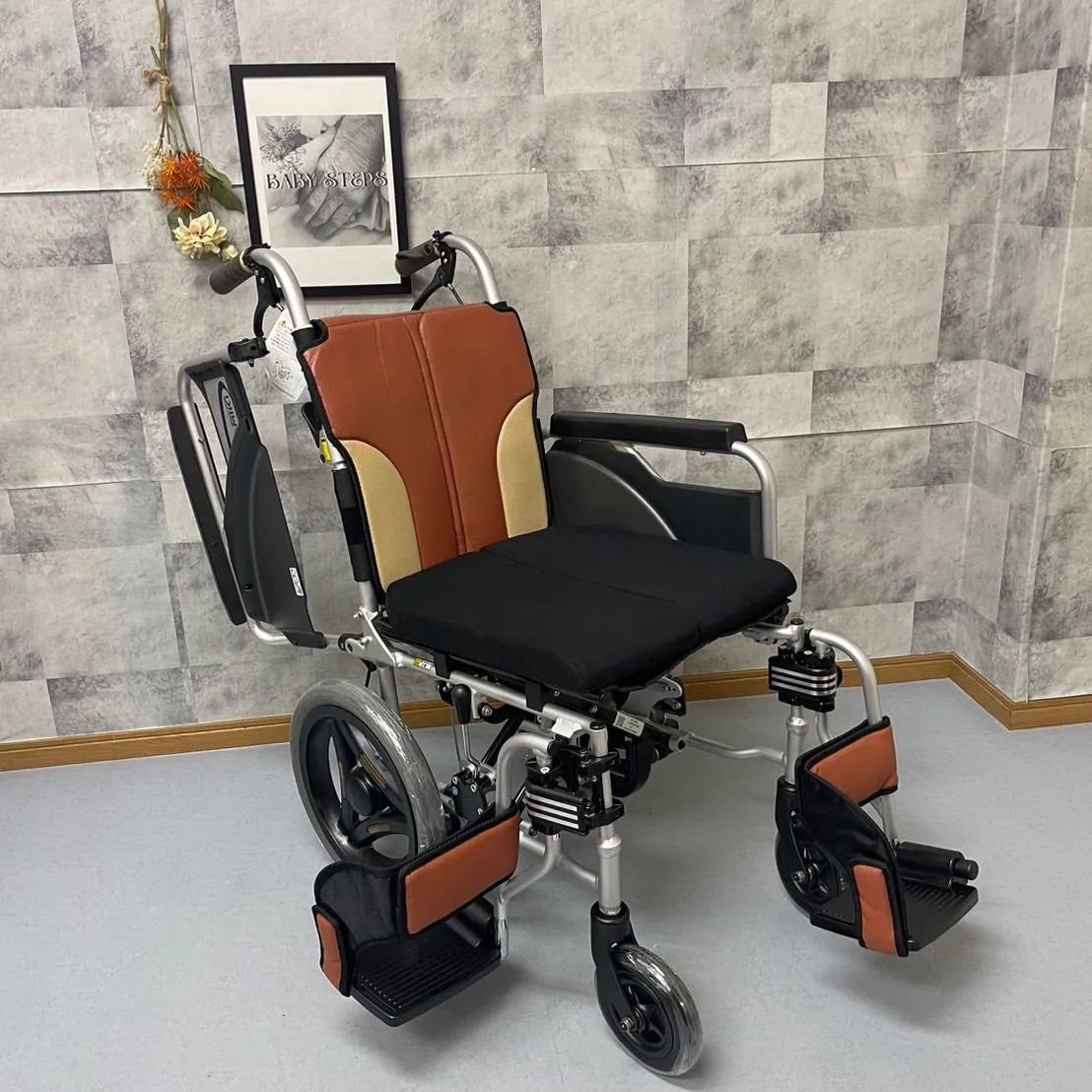 ⭐️極美品⭐️MiKi ミキ BAL-1 自走用車椅子 ノーパンクタイヤ 工具付 楽天市場】(ミキ) BAL-R1 自走式 車椅子 標準タイプ ノーパンクタイヤ