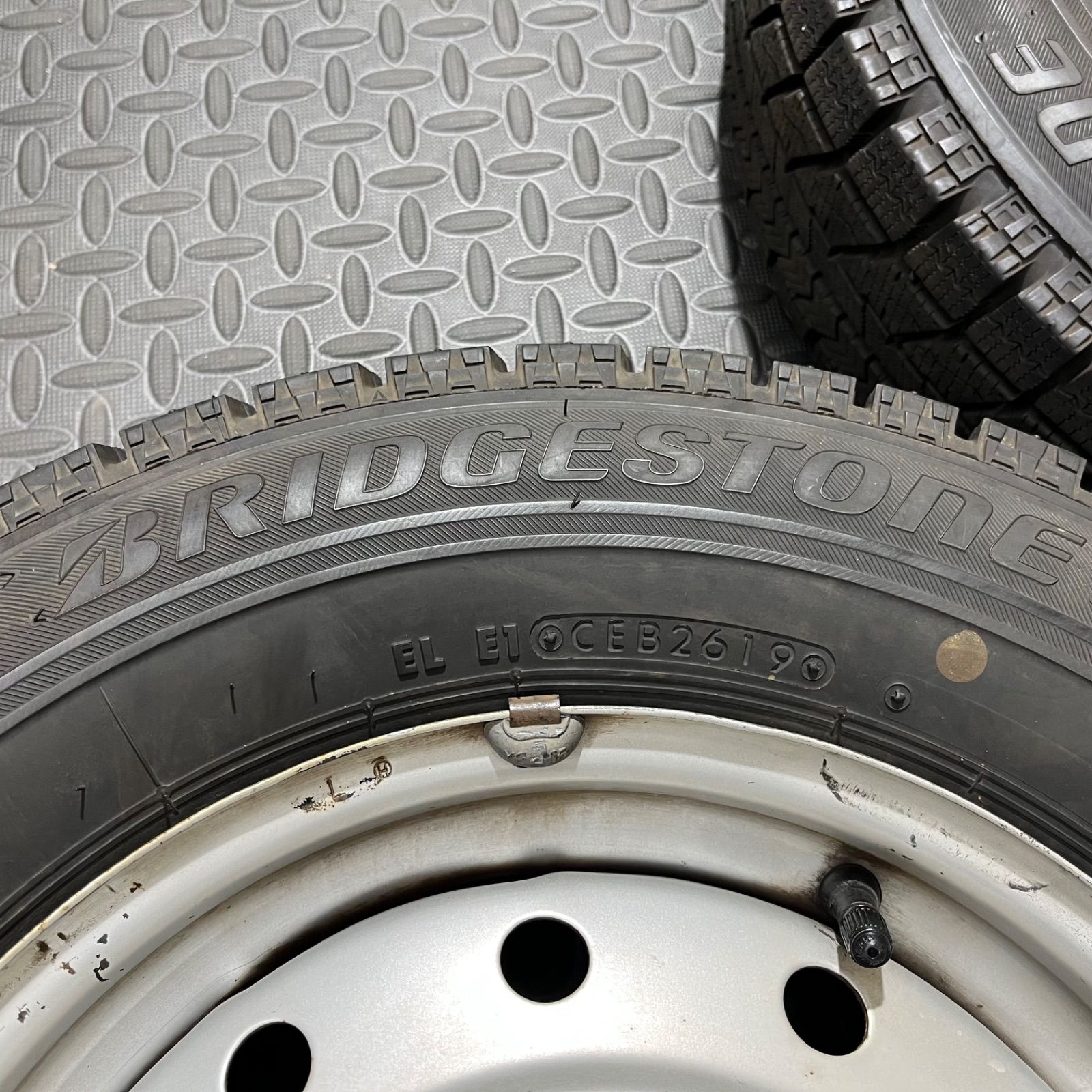 ブリヂストン ブリザックVRX