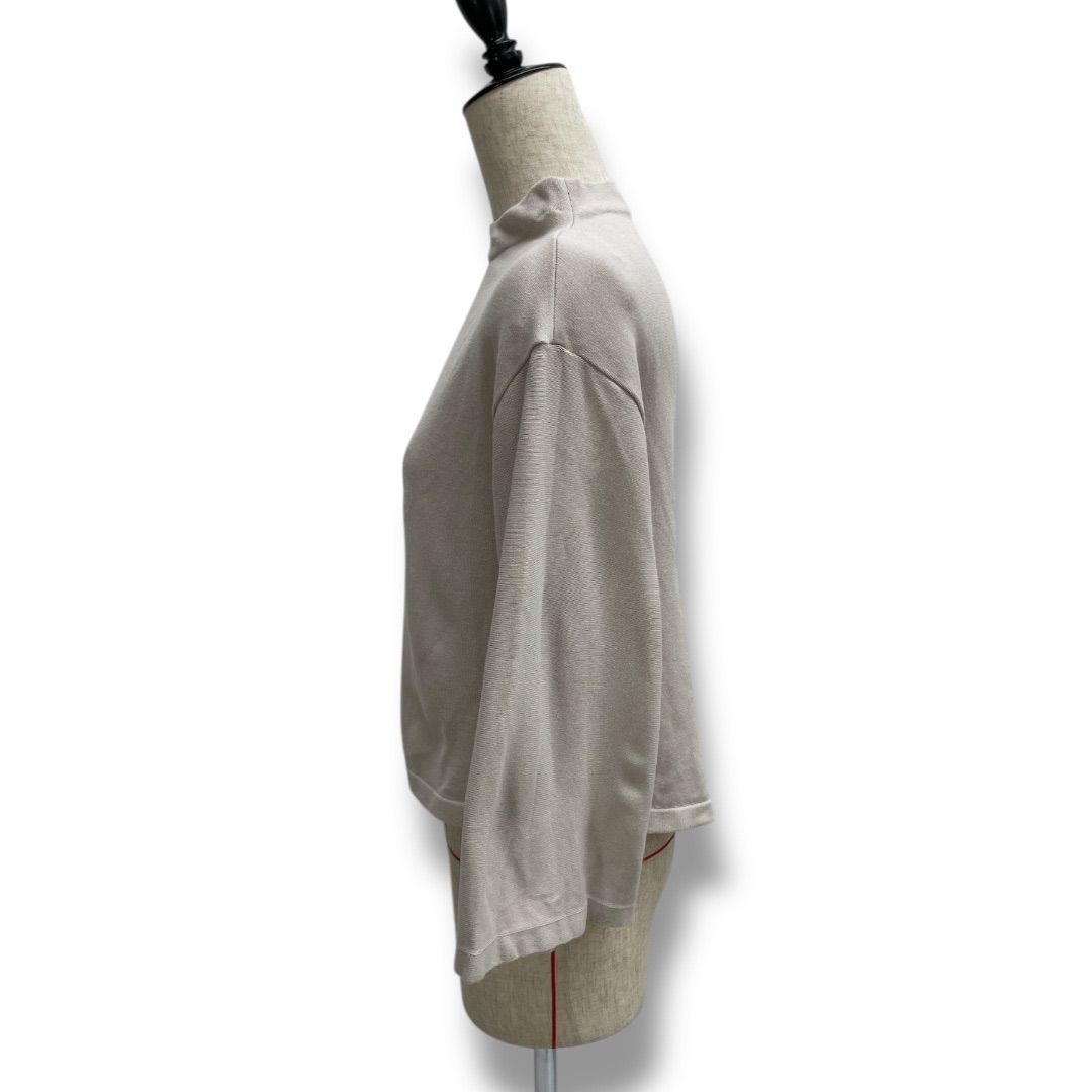 新品】FOXEY ハイネックニットトップス