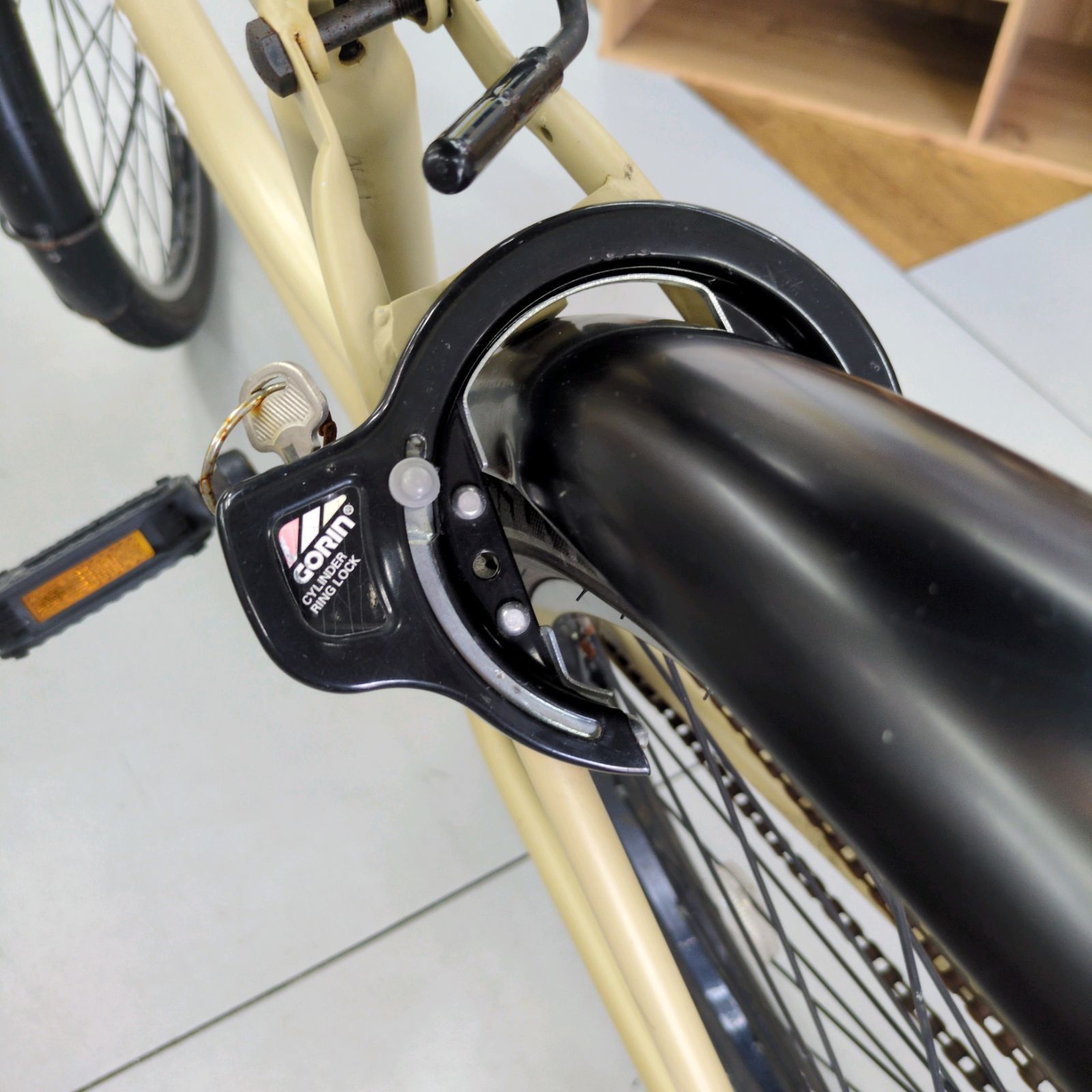 J558 ☆サビキズ使用感☆軽快自転車☆SwitchSwitch☆LEDダイナモ☆27インチ