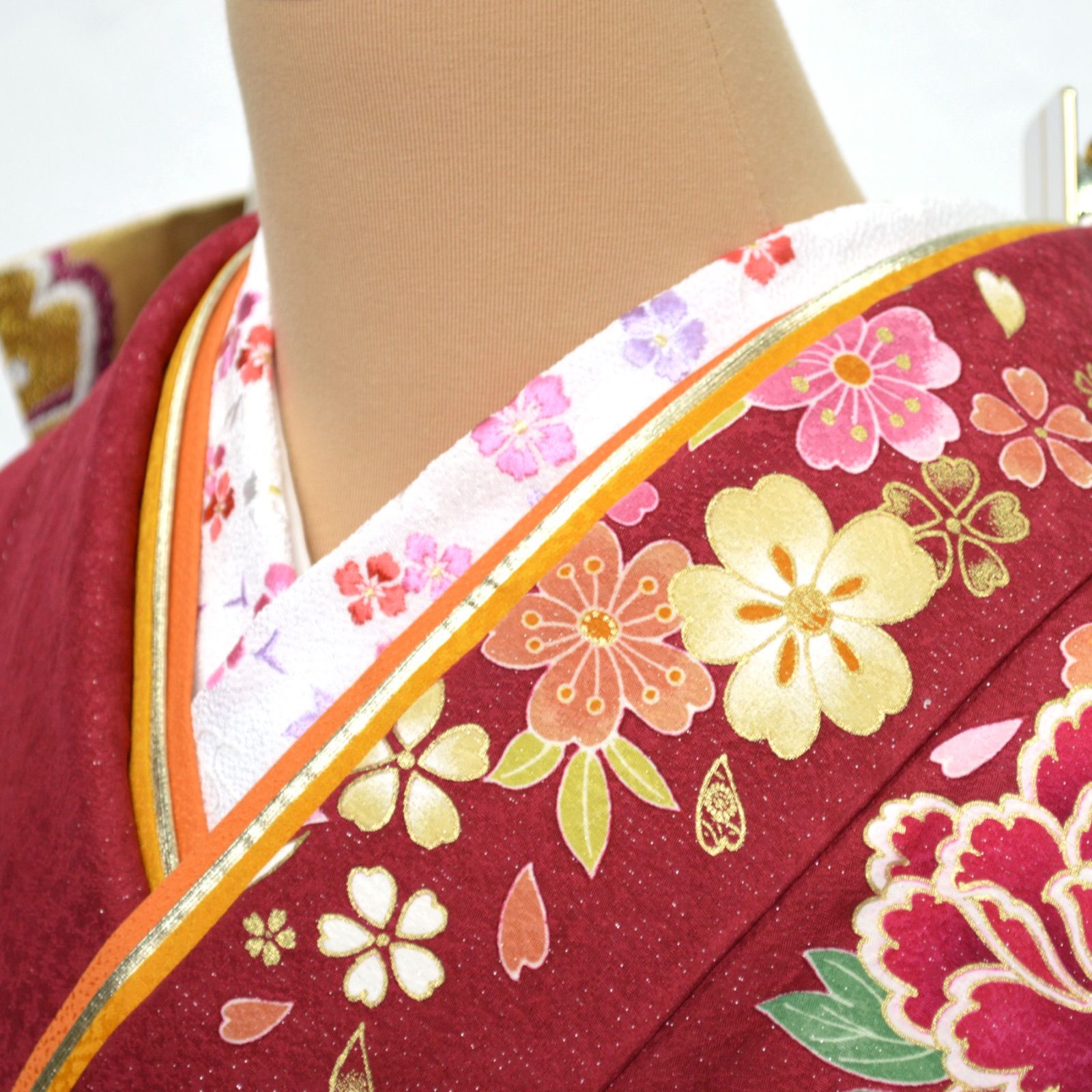 美品》正絹 振袖フルセット S〜Mサイズ 成人式 赤地 上品 豪華 菊 桜