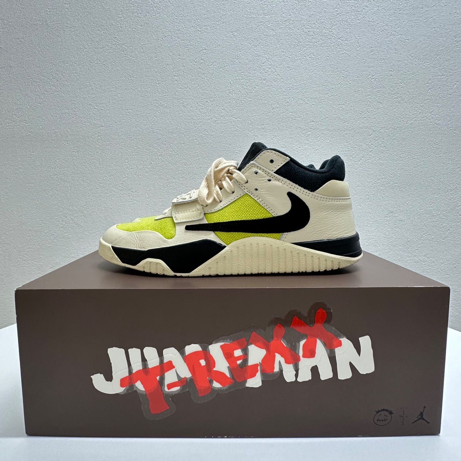 Travis Scott × Nike トラヴィス スコット × ナイキ Jordan