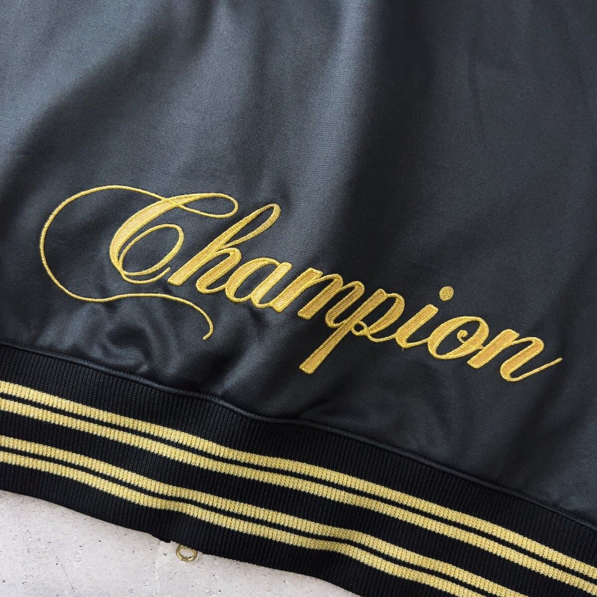 大人気! Champion × 魔裟斗 チャンピオン フーディ ジャージ