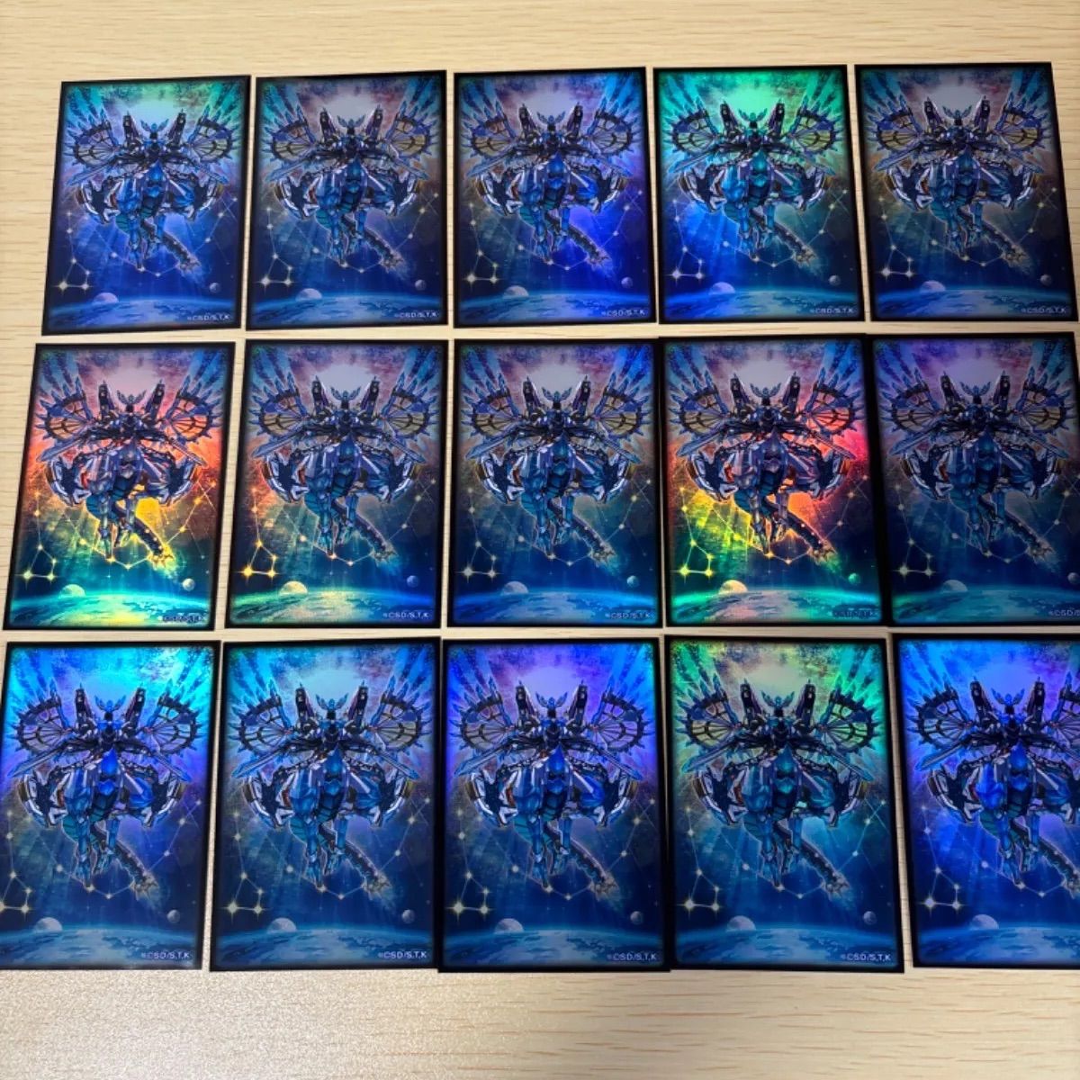 遊戯王　流星輝巧群 メテオニスドライトロン　スリーブ　カードプロテクター 新品 Amazon.co.jp: ノーブランド品 カードプロテクター 流星輝巧群