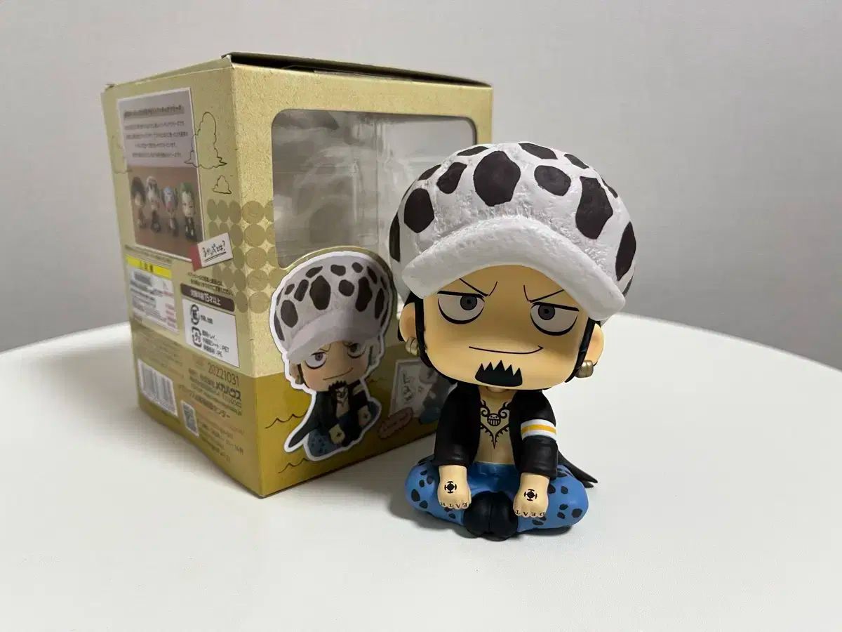 BANDAI - るかっぷ　ONE PIECE ワンピース　ロー 抽選販売】 るかっぷ ONE PIECE ロー＆チョッパー 限定版
