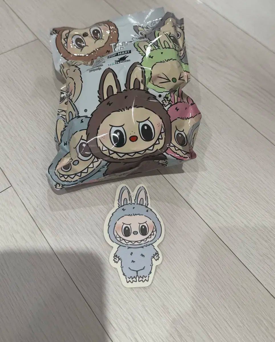 POP MART (ポップマート ) エキサイティングな マカロンポップマート