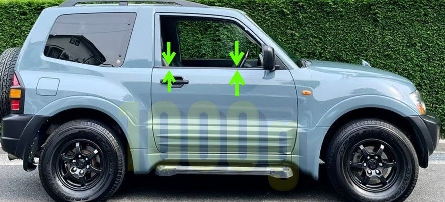 三菱純正 MITSUBISHI 超 品 パジェロ V63W 3ドア用 ドア水切りモール 右側ドア ベルトモール 運転席側 V65W V68W
