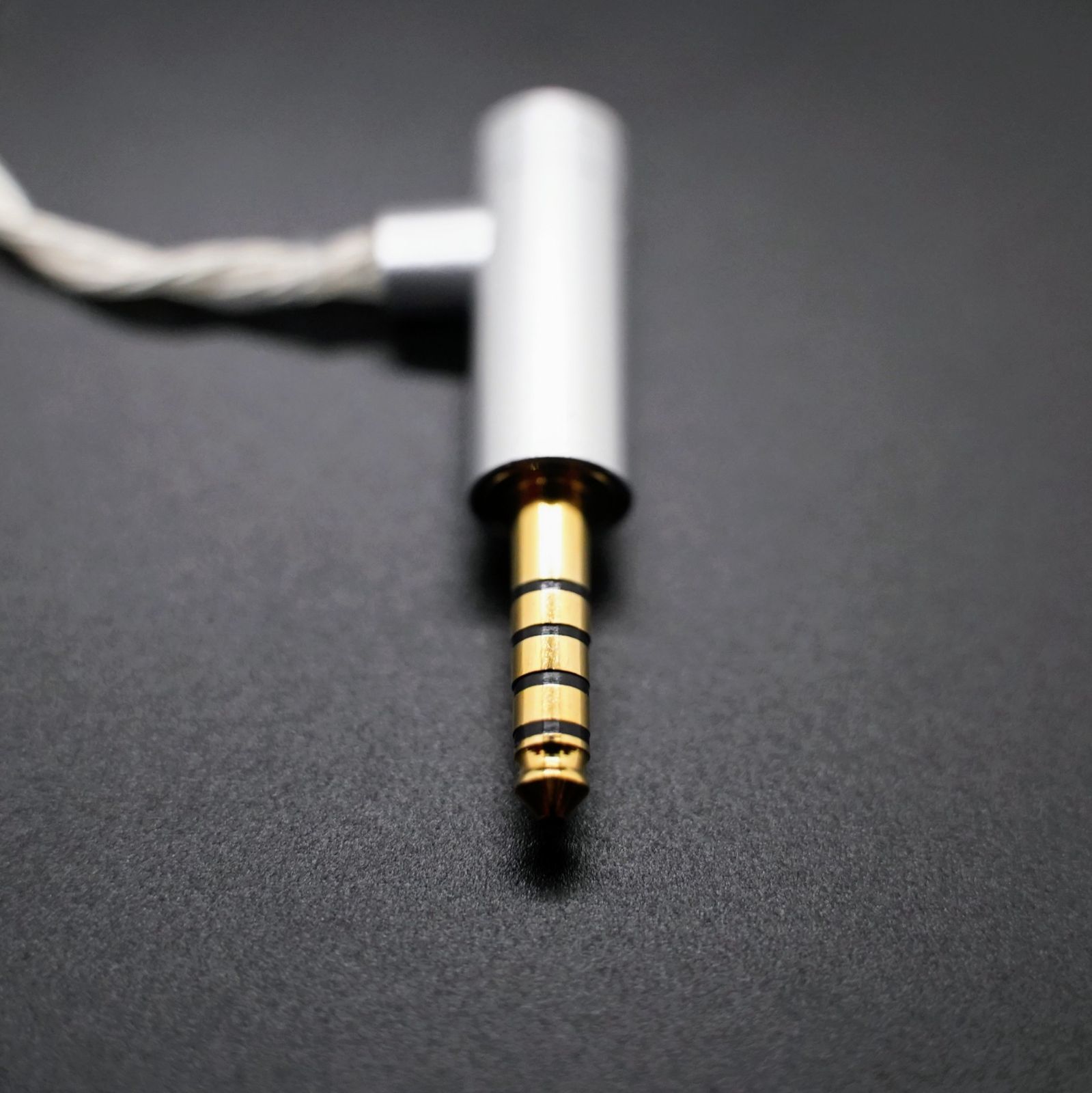 最高峰7N 超冷凍製単結晶銅銀メッキ！リケーブル2Pin/4.4mmL字