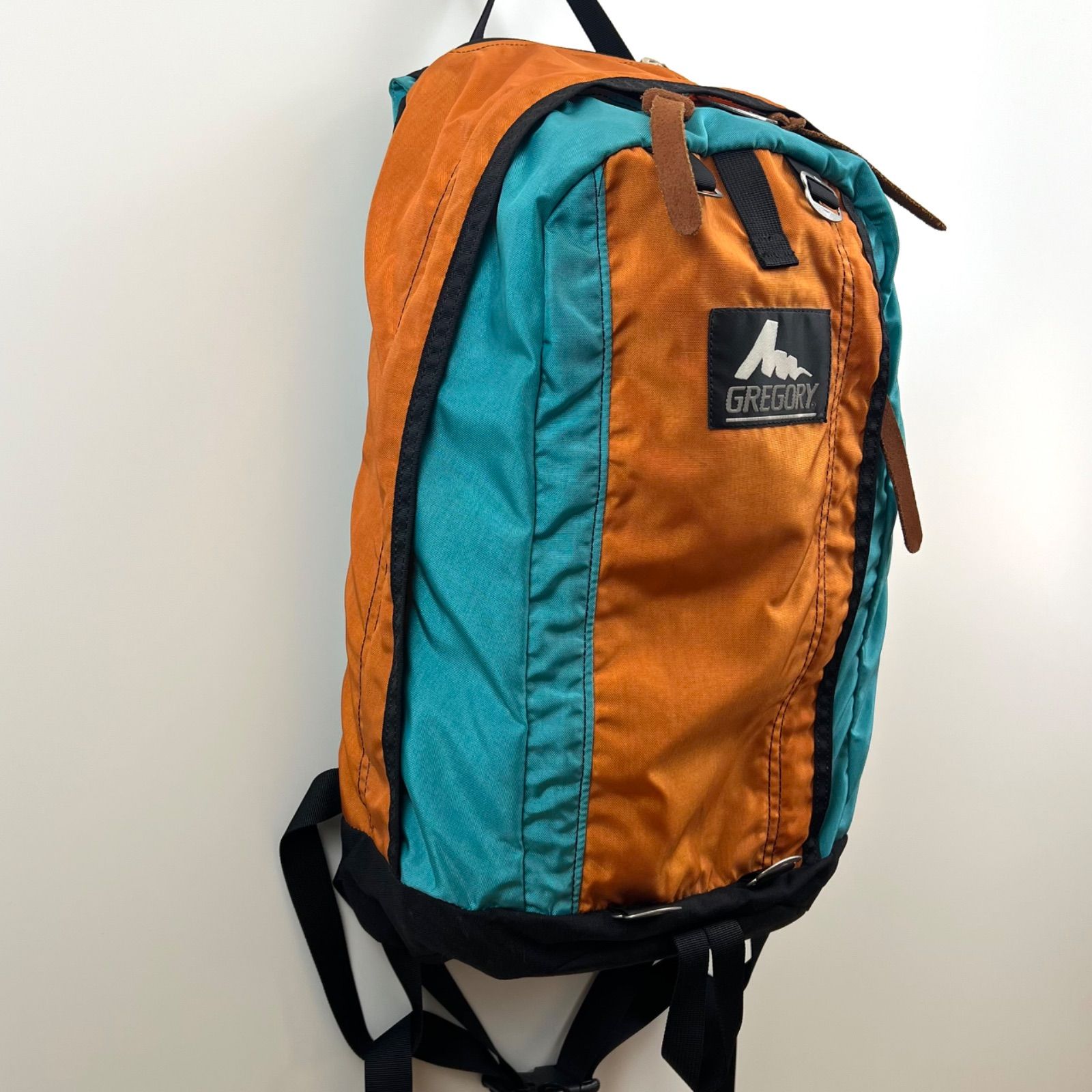 GREGORY DAYPACK デイパック　旧タグ　銀タグ　スペクトラ　USA製 デッドストックGREGORY グレゴリー デイパック スペクトラ