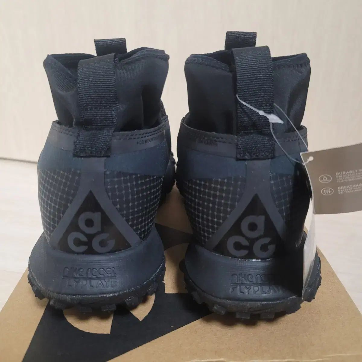  NIKE ナイキ ACG マウンテン フライ GORE TEX ゴアテックス 265 登山靴 トレッキングシューズ アウトドアシューズ