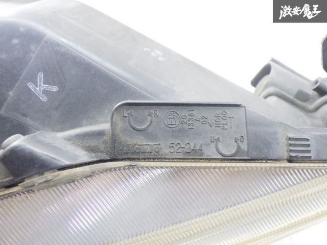 トヨタ純正 NHP10 アクア 前期 ヘッドライト ヘッドランプ