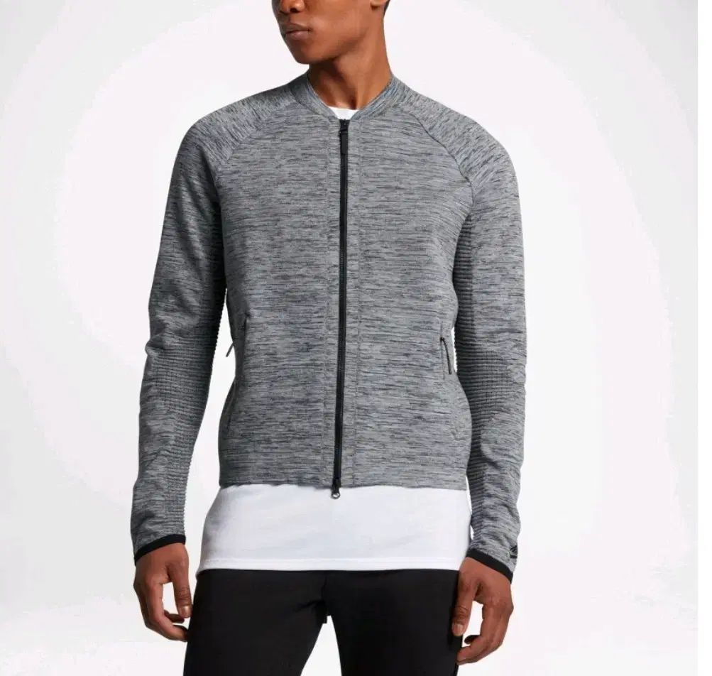 NIKE Nike(ナイキ） テックバッグ ニット セーター ジャケット M95