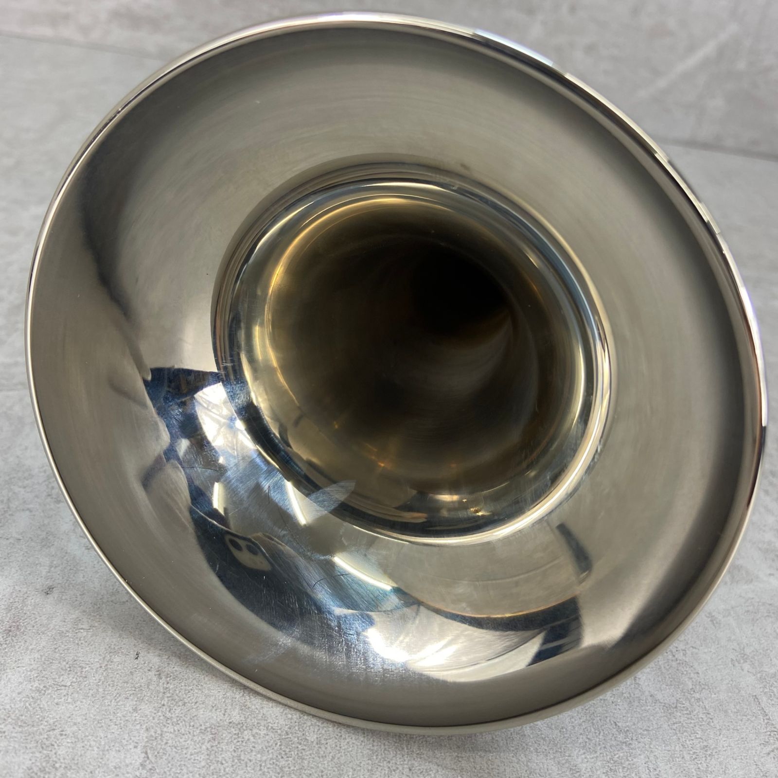 【美品】ヤマハ　YTR-136 B♭トランペット ニッケル YAMAHA ヤマハ YTR-136 B♭トランペット trumpet 管楽器 Mボア