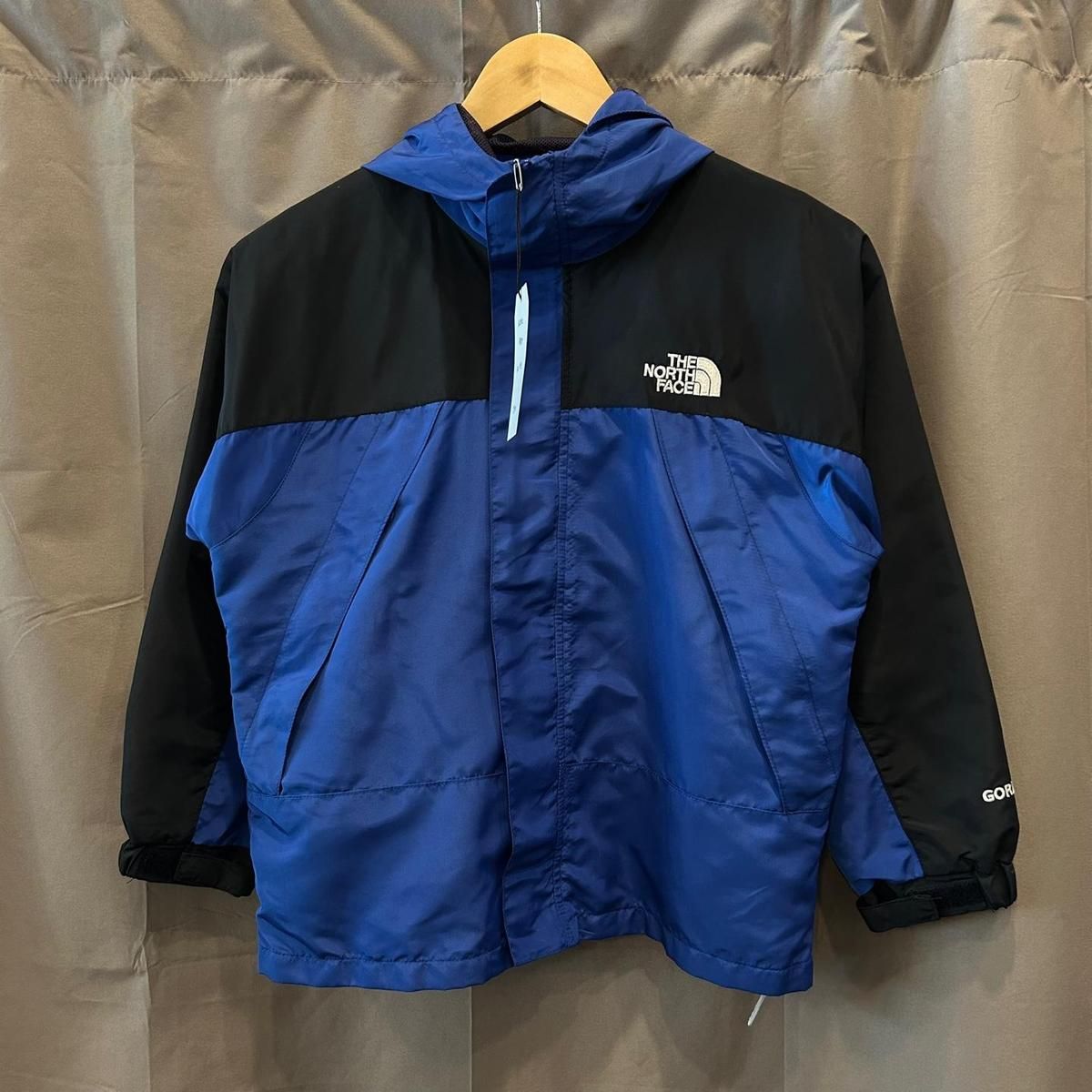 【雷市場（ポンジャン）商品韓国直送】140 THE NORTH FACE(ザノースフェイス) 離乳する トゥイーン ゴアテックス ウインドブレーカー