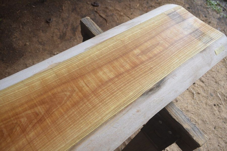 一枚板　欅　幅120 アウトレット ケヤキ(欅)の一枚板 長さ約111cm 幅約31～35cm 厚